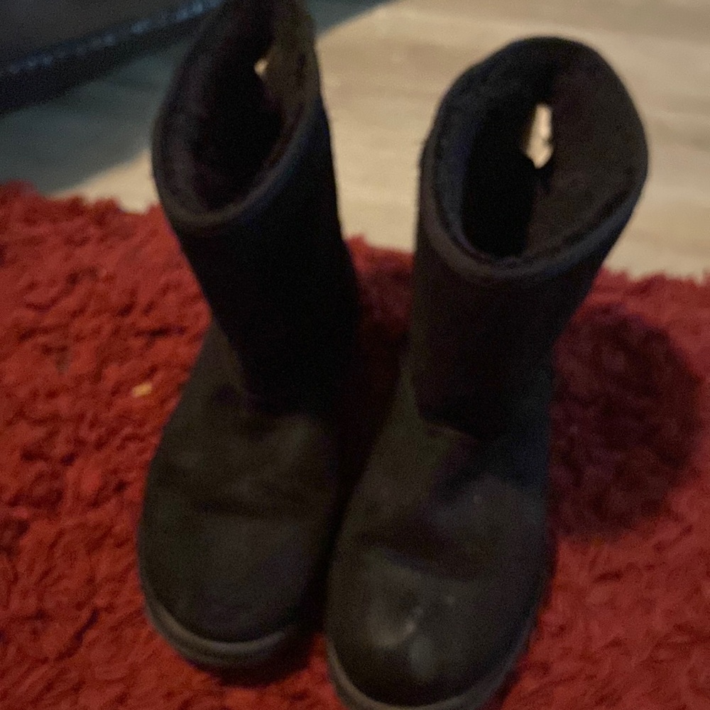 Black Boots